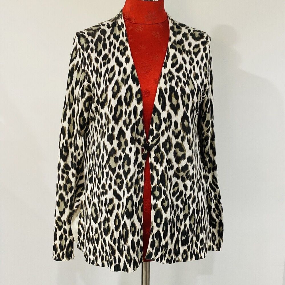 CHICO'S 1 / M / 8 Cheetah Animal Print Cardigan Sweater Single button classic - Picture 1 of 9